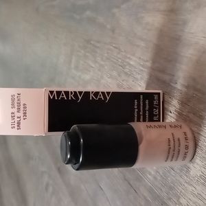 Mary Kay Illuminating Drops Silver Sands
